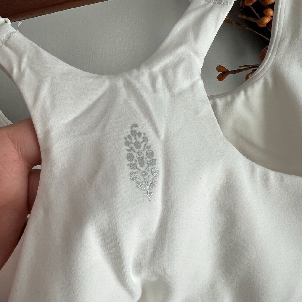 Free People Movement HATCH SMALL Never Better Square Neck Maternity Bra White - Picture 3 of 6